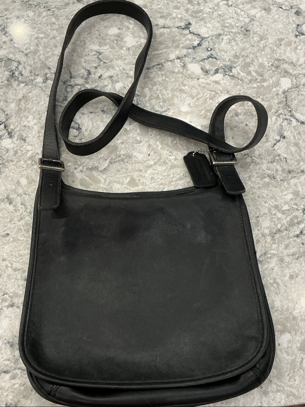 Vintage Coach 9135 Black Leather Hippie Flap Crossbody Bag Y2K